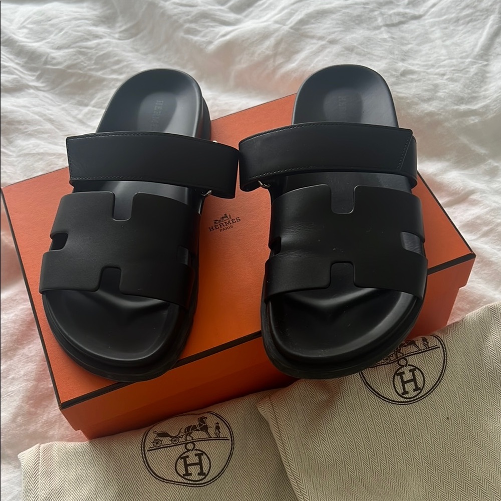 Hermes Chypre Black Sandals sz40